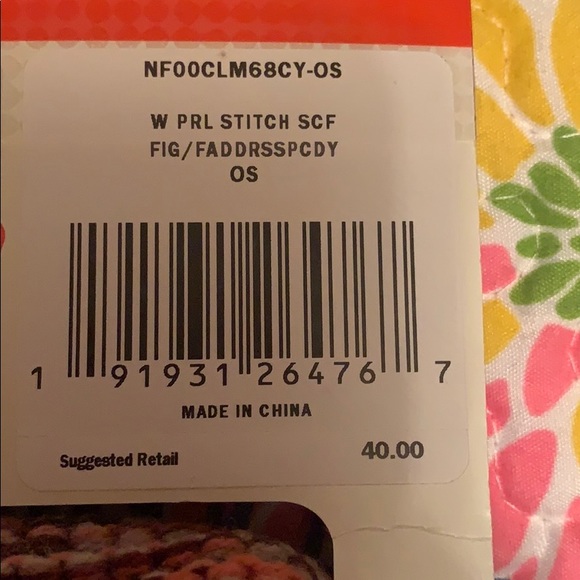 NWT THE NORTH FACE HAT AND SCARF BUNDLE - Picture 2 of 7